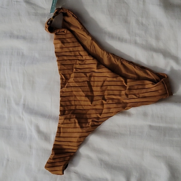 3/30$ NWT AMUSE SOCIETY | MARGOT HIGH HIP BIKINI BOTTOM - Picture 6 of 10